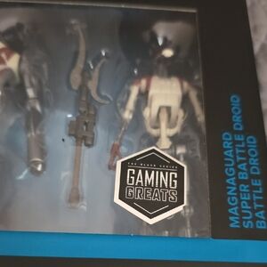 Star Wars Jedi Survivor Figure Set with Red and Silver Accents